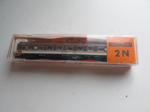 Ibertren 255, 4-achsiger Reisezugwagen Renfe 1. Klasse, AA-10008, Spur N, 1:160 | Zustand: Neu
