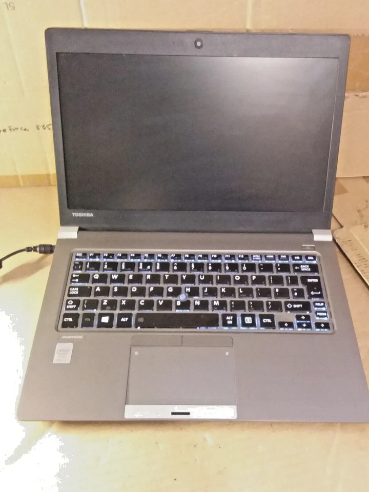 Toshiba Portege Z30 256 GB HDD Core i5 12GB RAM 13.3" Laptop PT241E-006006EN - Image 3 of 4