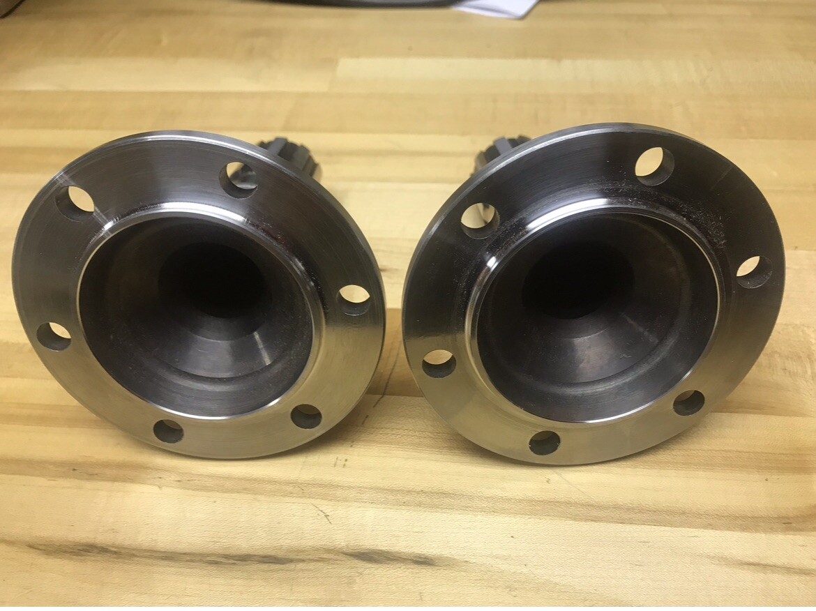 NEW HEWLAND LG500 / DG300 CV JOINT OUTPUT AXLES LOLA T70. McLAREN