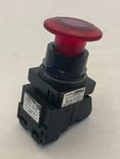 SIEMENS 52BR8ERAB PUSH/TWIST RED ILLUMINATED LED 1NC/1NO 120V NNB 