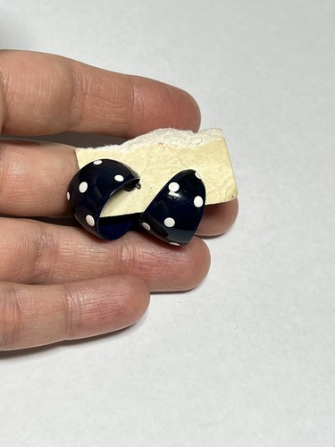 Vintage Costume Earrings Fun Cute XX2314 Chunky Polka Dot 80s Wide Hoops