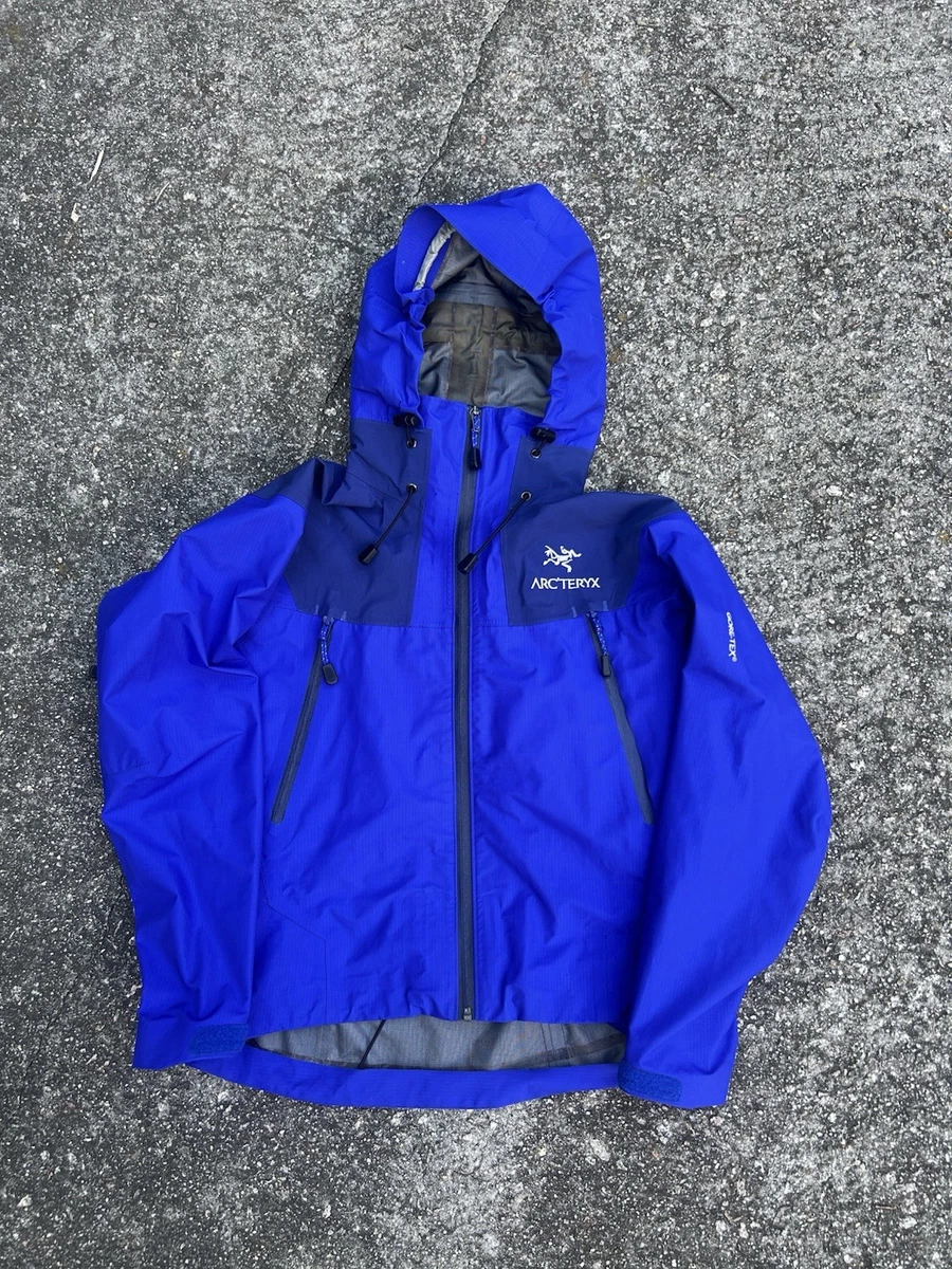 Arc'teryx Regular Size XS Coats, Jackets & Vests for Women for