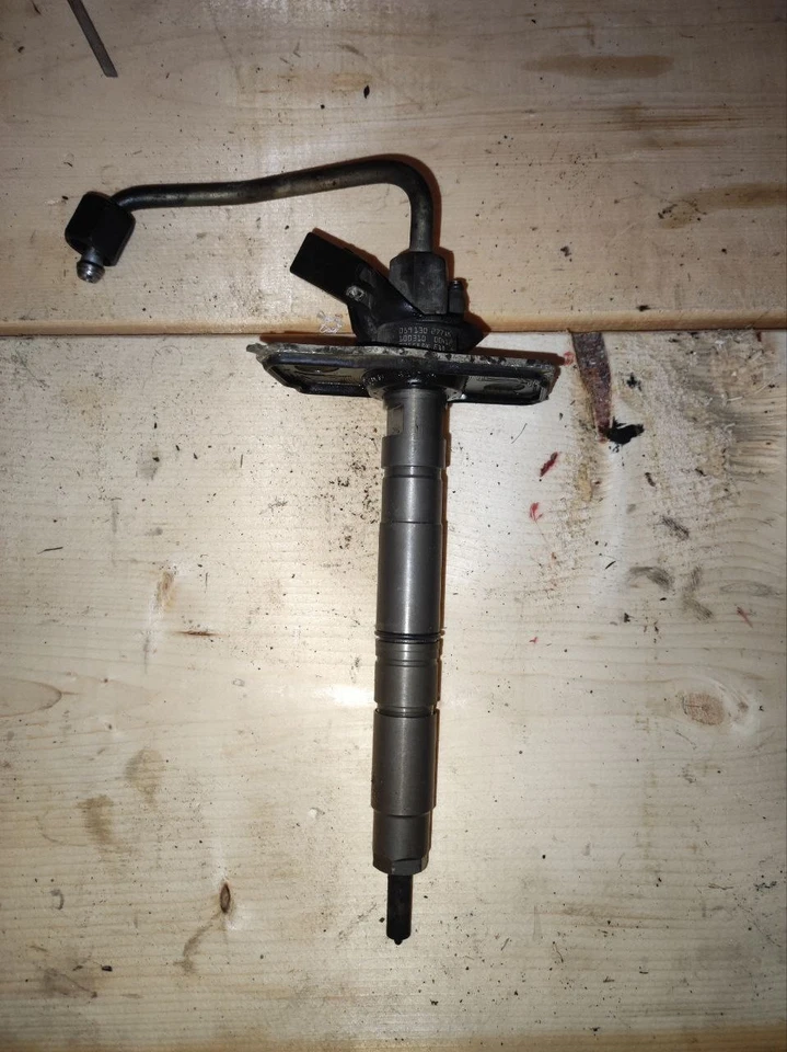 OEM - DIESEL INJECTOR FITS VOLKSWAGEN 059130277AM Not tested - Image 3 of 3