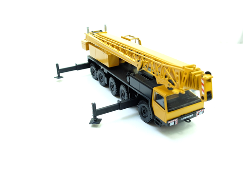 CONRAD LIEBHERR LTM 1090 MOBILE CRANE - Picture 5 of 13