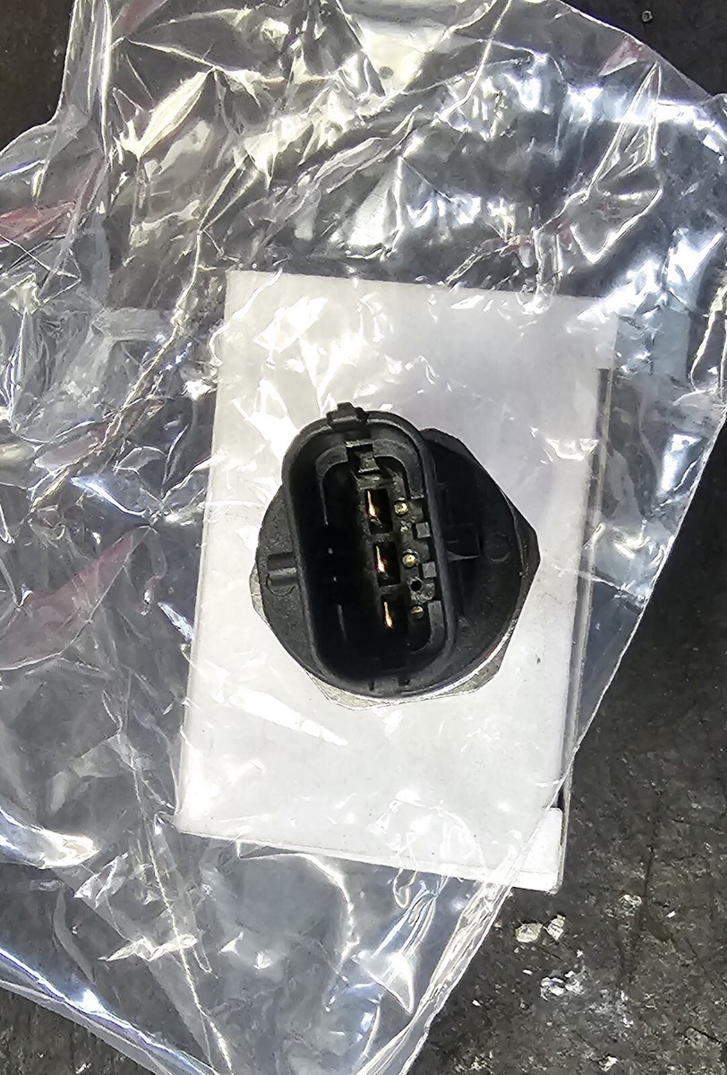MAN fuel Pressure Sensor 51274210365 BOSCH 0281007303 | eBay 