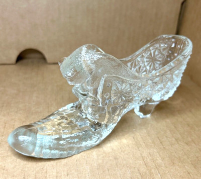 Vintage Degenhart Glass Clear Daisy Cat Clear Shoe Slipper Boot Alligator Skin