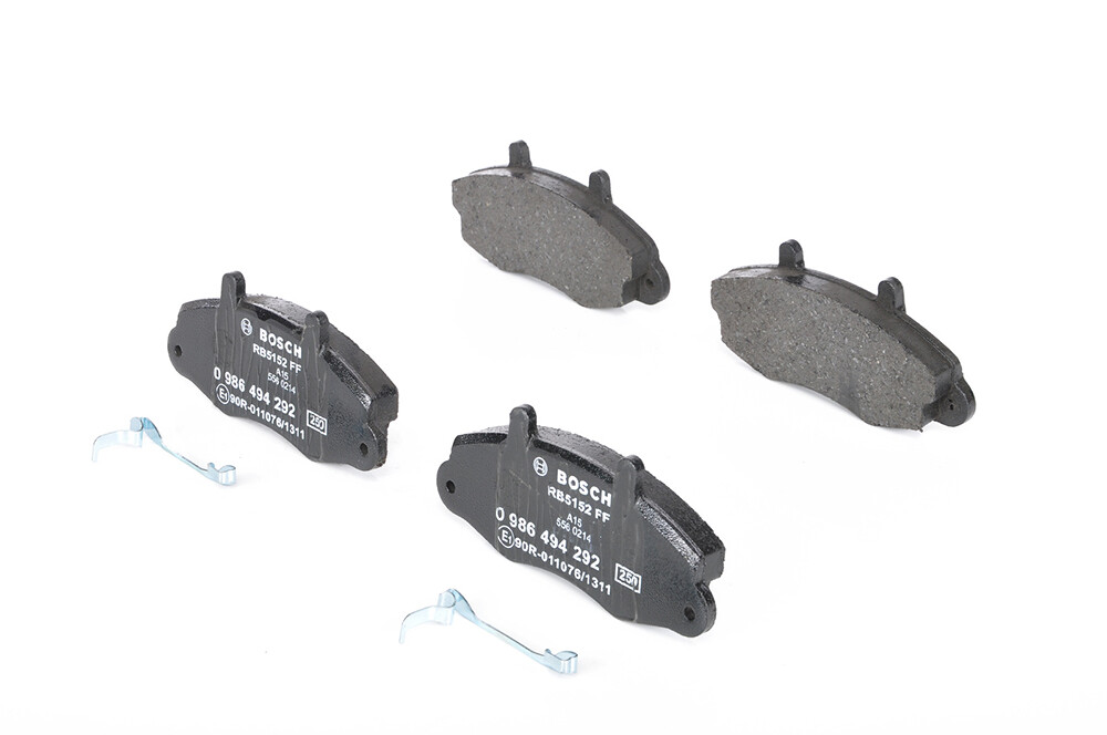 Bosch BP1245 Plaquettes de Frein Avant Jeu de 4 Pièces pour Berline