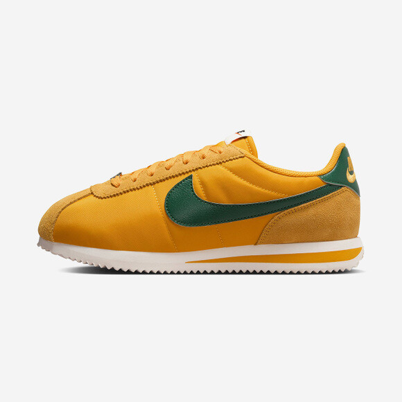 Nike Cortez TXT - Цвет желтая охра, Цвет Годжи Зеленый / DZ2795-702 / Женская обувь с доставкой