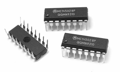 Circuit Intégré Motorola MC145028P - 1 Pièce Neuve En Emballage D'origine - Origine Malaisie