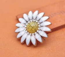 10X SILVER DAISY FLOWER LEATHERCRAFT HARDWARE WESTERN SADDLE TACKS CONCHO 32MM