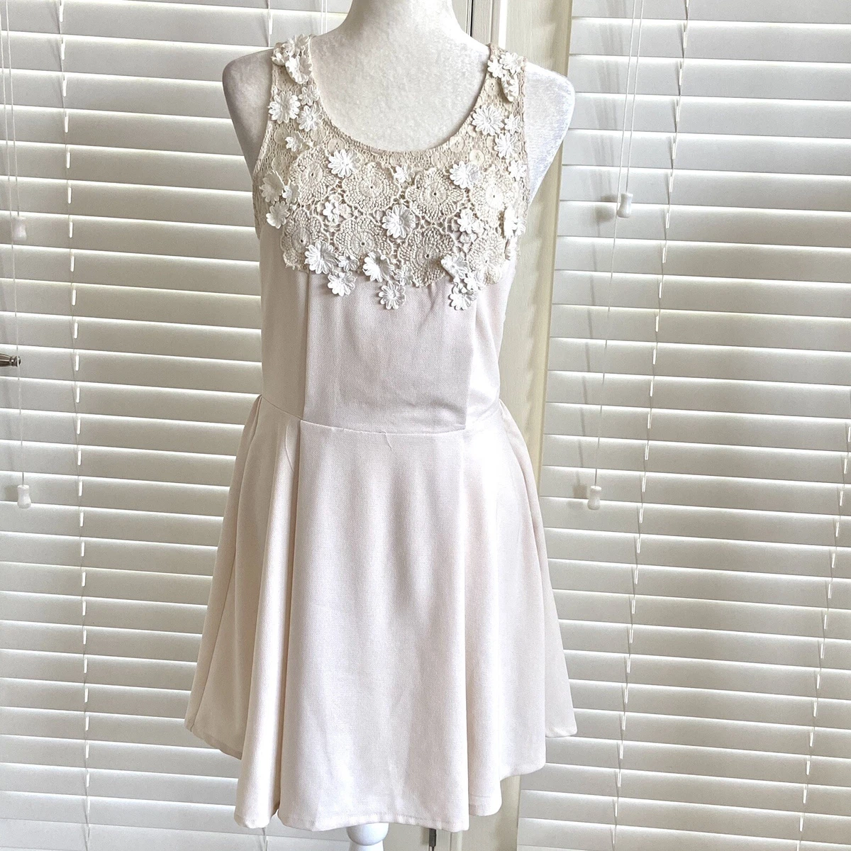 Crochet homecoming cheap dress