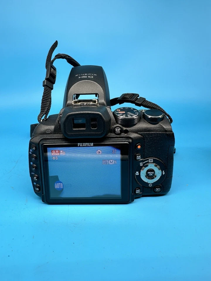 Fujifilm FinePix HS10 10.3MP Digital Bridge Camera, Black - Tested - Image 3 of 4