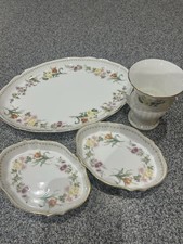 Wedgwood Mirabelle Bone China – 4 Pieces – Sold as One Lot