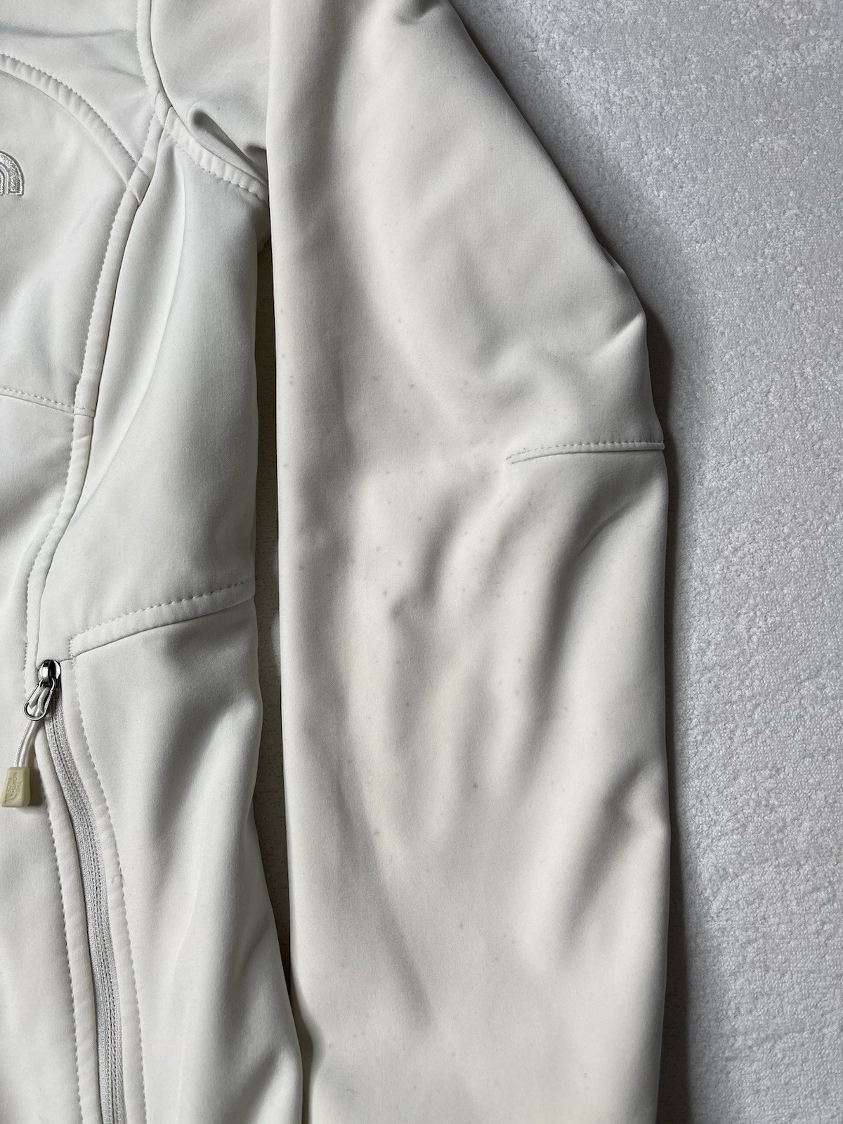 Northface Soft shell Jacket White color Size smal… - image 3