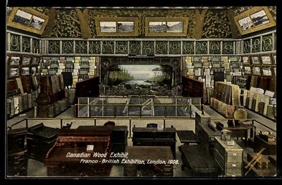 AK London, Canadian Wood Exhibit, Franco-British Exhibition 1908, Innenansicht  