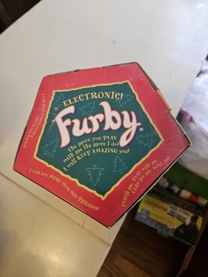 1999 Tiger Electronics Special Limited Edition Christmas Furby