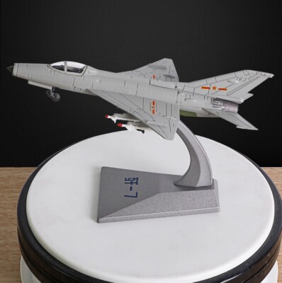 1:100 Scale China PLA Air Force J-7/F-7 Fishbed Fighter Aircraft Metal Model
