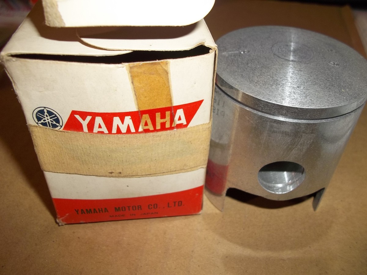 YAMAHA AT1 NOS OEM PISTON STANDARD BORE STD 248-11631-71-95 | eBay