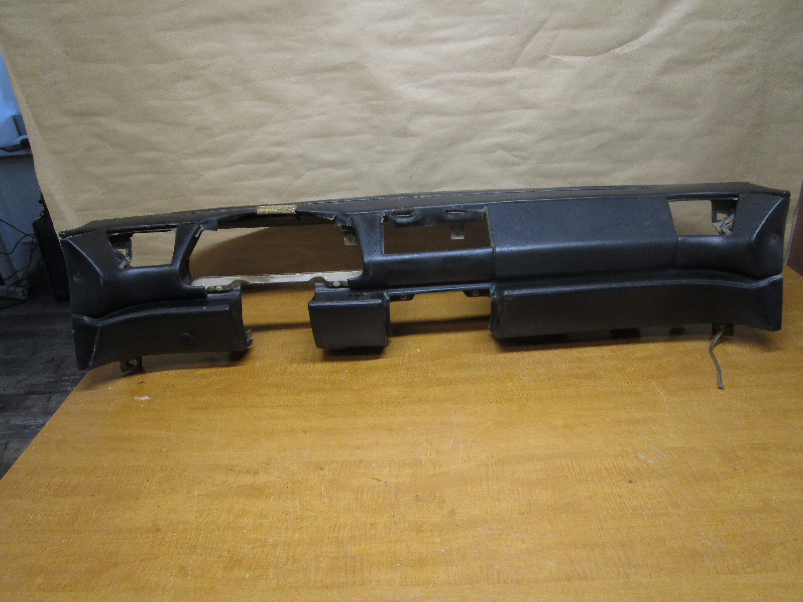 Ferrari 348 - Dashboard / Dash / Glove Box / Black  - USED - P/N 63357400