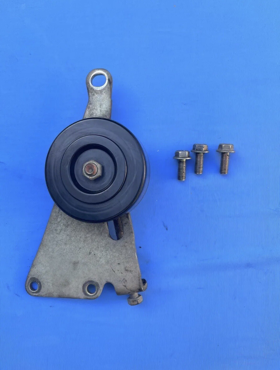 2003-2007 Infiniti FX35 G35 Genuine OEM A/C Alternator Tensioner Bracket Pulley