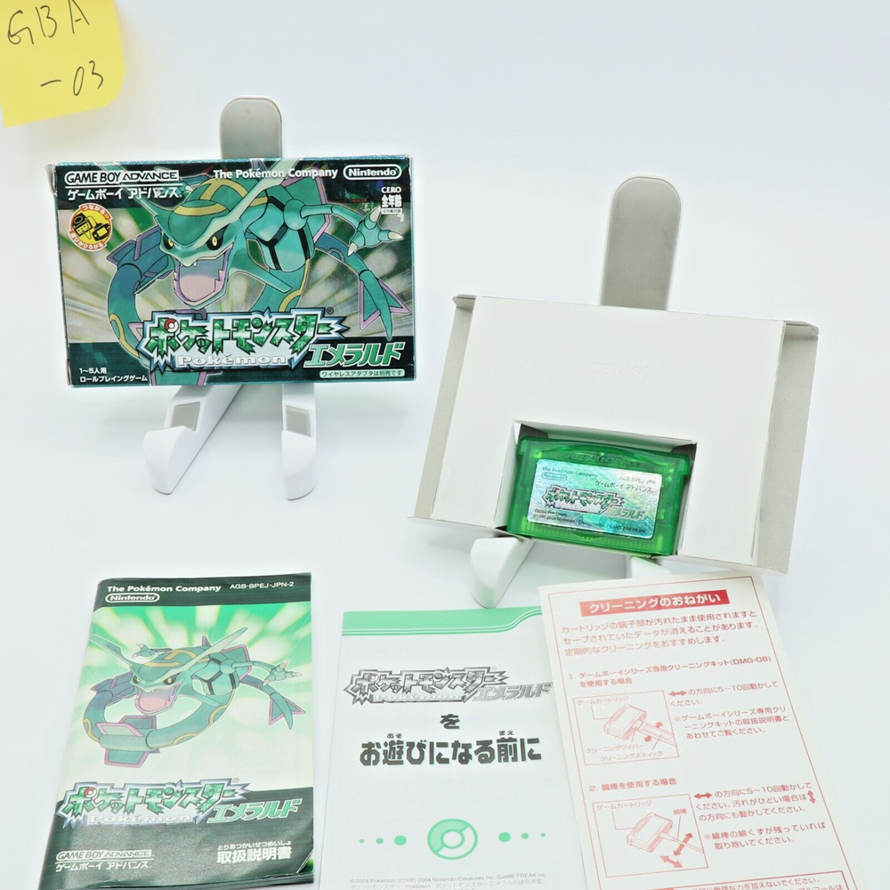 Pokemon Emerald Nintendo Gameboy Advance Pocket Monsters GBA Boxed Manual