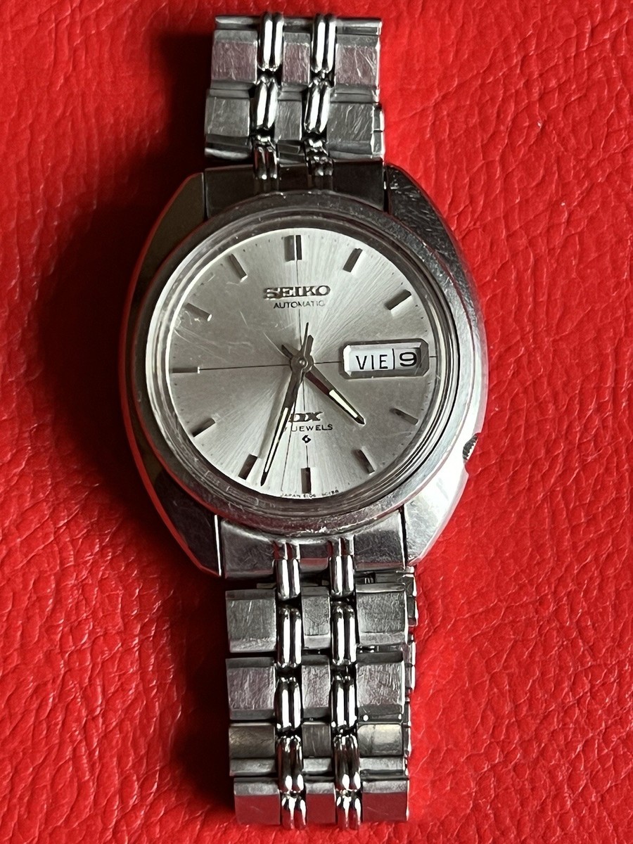 Vintage SEIKO DX Men's Automatic Watch 6106-6007 DAY/DATE .1970