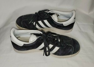 black adidas gazelle womens size 6