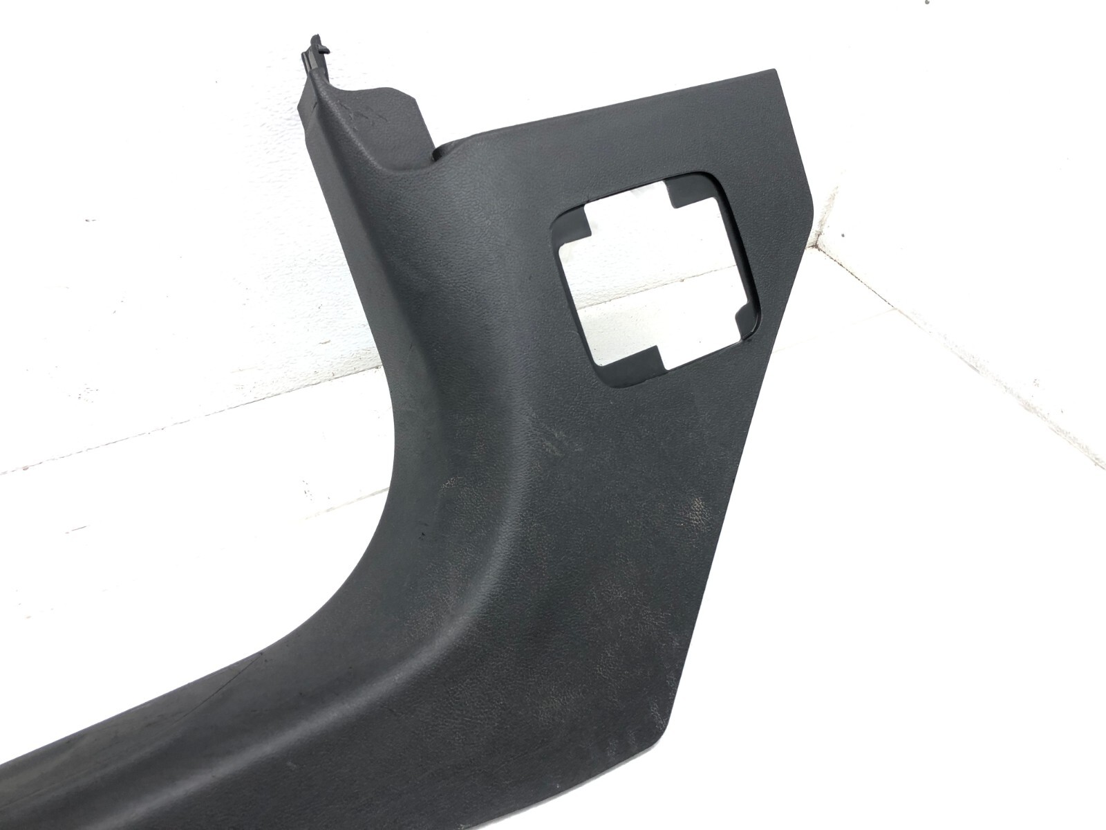 2017-2020 MASERATI LEVANTE LEFT DRIVER FRONT DOOR SILL SCUFF PLATE TRIM OEM