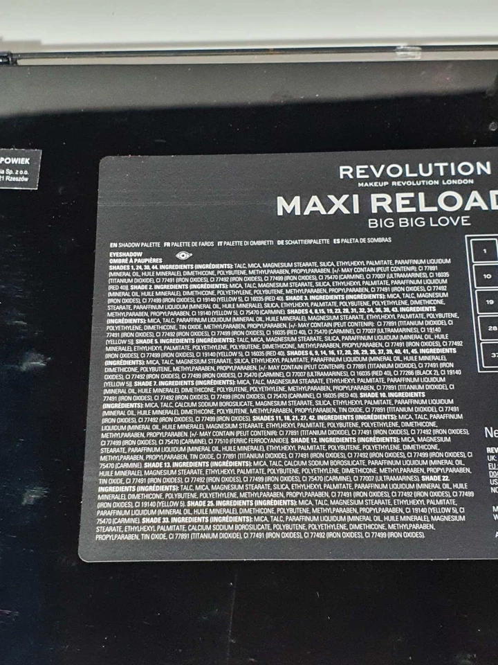 Revolution Maxi Reloaded Lidchatten Big Big Love Palette - Bild 3 von 4