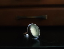 Green Prehnite Gemstone - Sterling Silver Leaf Nature Ring Size 7.75