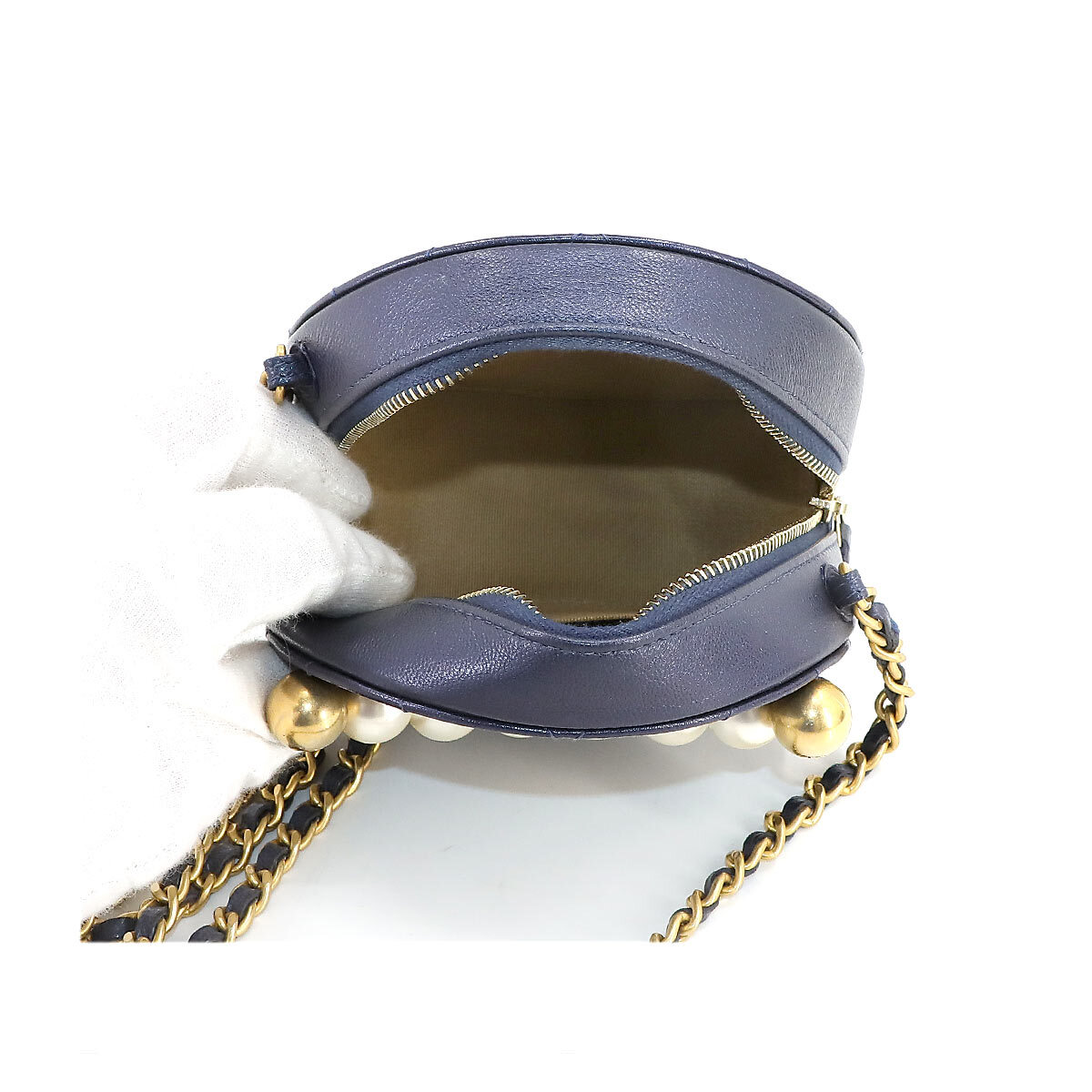 CHANEL Matelasse Round Chain Shoulder Bag Leather Navy Purse 