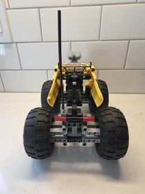 Lego 8651 Racers Power Jumping Giant, Please Read , Damaged Box