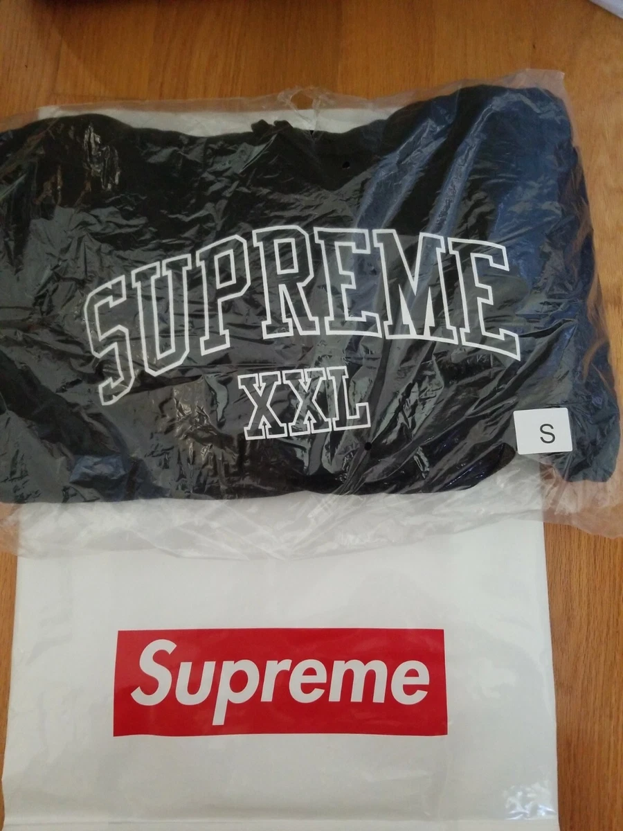 supreme hoodie size xxl