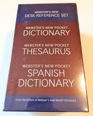 Webster's New Desk Reference Set Dictionary Thesaurus Spanish Pocket Paperback