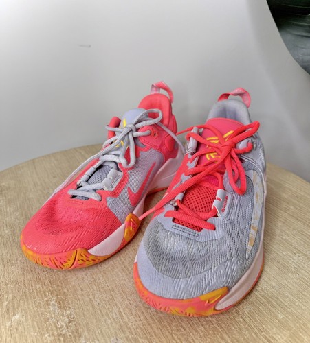 Nike Giannis Immortality Kids Sneakers Shoes Size US 4Y - Picture 2 of 5