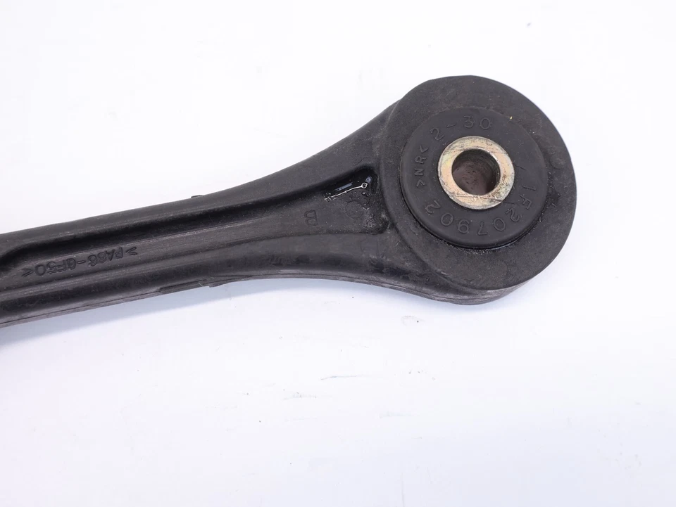 Subaru Impreza RS 1999-2001 parada de paso montaje de hueso de perro OEM 99-01 Foto 4 de 4