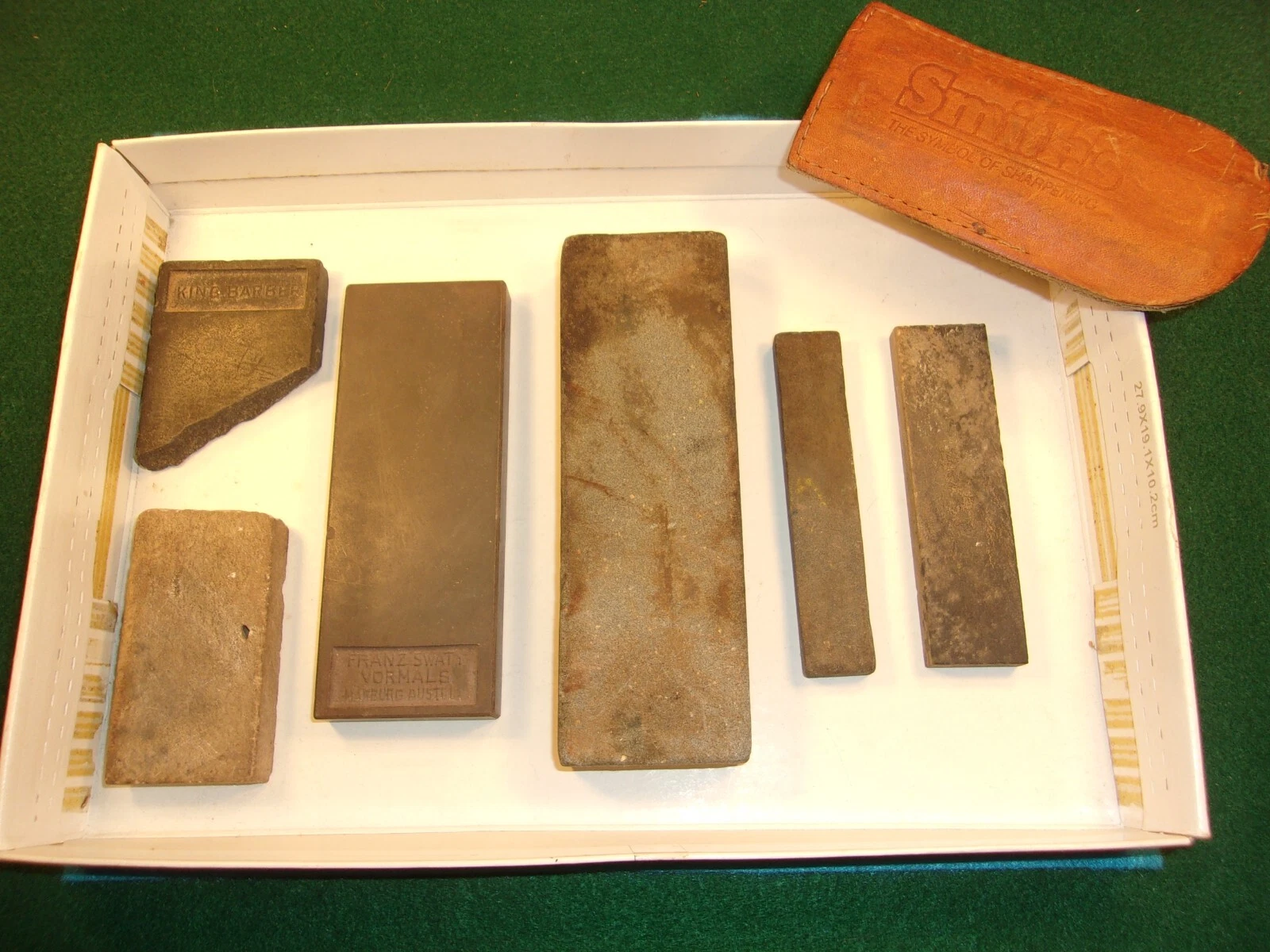 LOT OF VTG ANTIQUE HONES KNIFE SHARPENING STONES - FRANZ SWATY VORMALS, AUSTRIA+