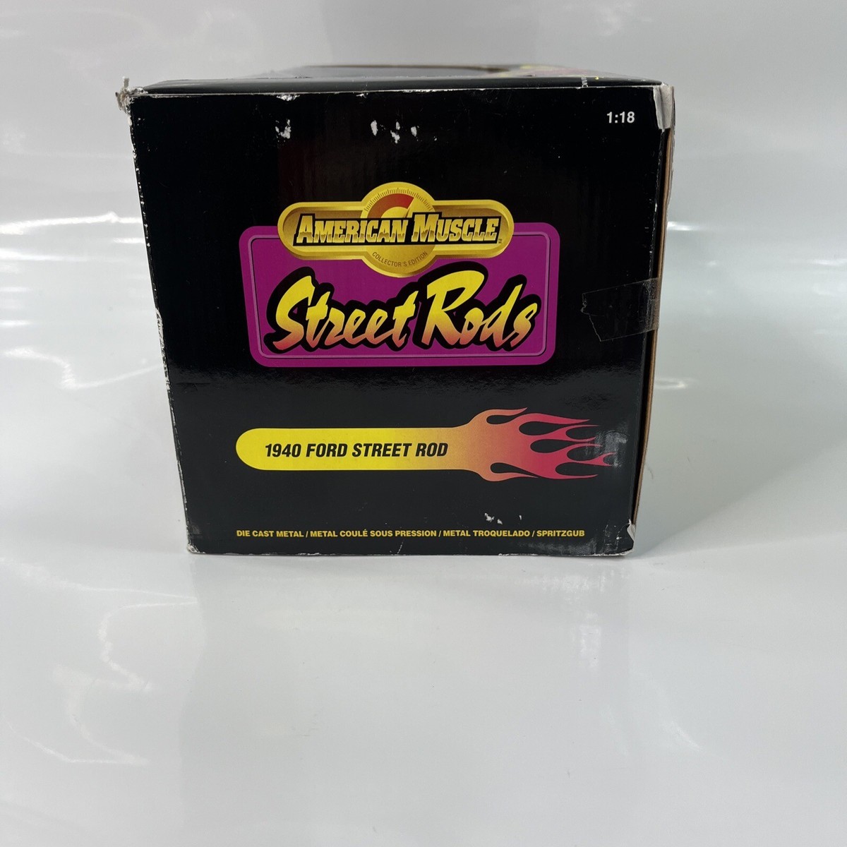 Ertl Collectibles 1:18 Scale Diecast Model Car - 1940 Ford