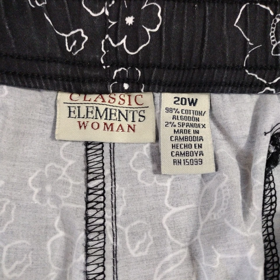 Pantalones de mujer Classic Elements 20W negros florales tiro alto capri Foto 3 de 4