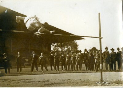 Frankreich Leichtathletik Sport Hochsprung altes Foto 1925