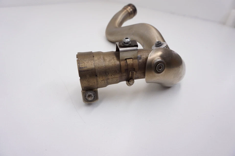 Труба выпускного коллектора 2010 Husaberg FX450 от оригинального производителя коллектор 81205108000 - Изображение 2 из 4