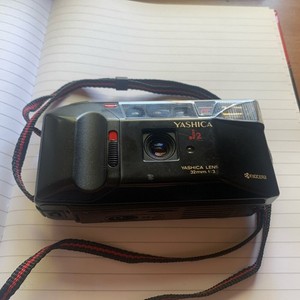 Yashica AF-J2 32mm 1:3.5 Analogkompaktkamera Defekt Bastler Ersatzteil Vintage
