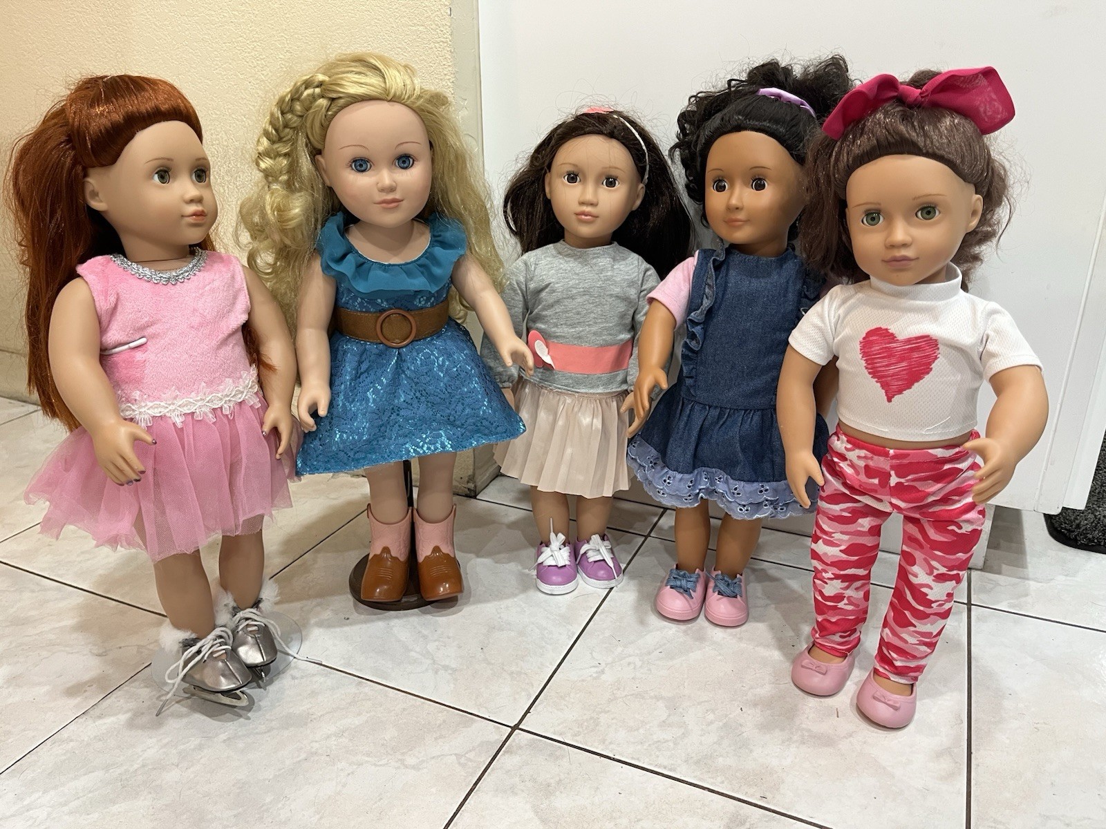 Our Generation & City Toy 18&rdquo; Lot of 5 Dolls