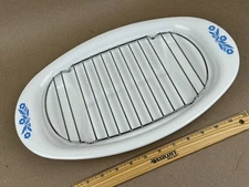 Corning Ware Cornflower Blue Serving Tray Meat Platter Oval Roaster P-19 w/ Rack