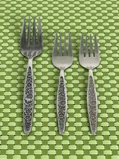 Unknown Mfg UNF6 Stainless Set of 3 Forks Japan Floral Flatware