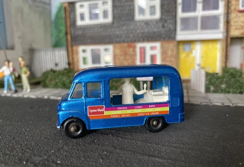 Lesney "Matchbox" 1-75 Series No47D, Commer Ice Cream Van 1967 In Ex-Cond, Boxed
