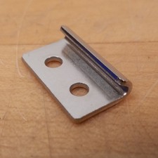 Southco K4-2338-52 Rotary Action Draw Latch Keeper - NEW