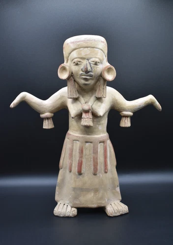 Large Pre-Columbian Mayan style figure