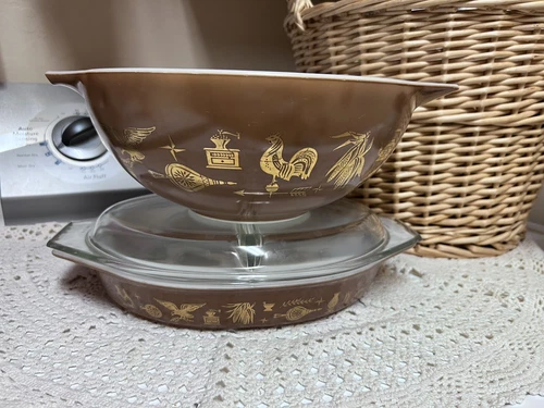 Vintage Pyrex Cinderella Nesting Bowl Early American Heritage Eagle 4qt + Veg