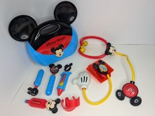 Disney Store Mickey Mouse 9 Piece Doctor Kit Works Clean Hard Plastic Case Lunch